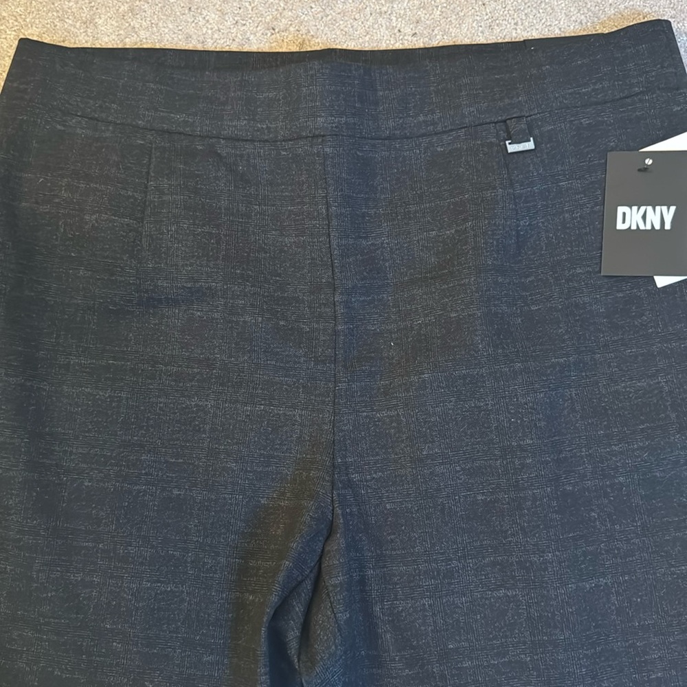 DKNY pull-on suit pants